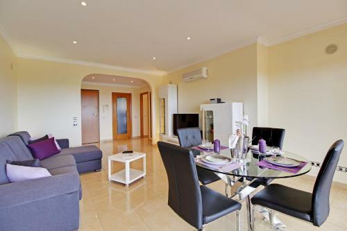 L' Olivier Apartment