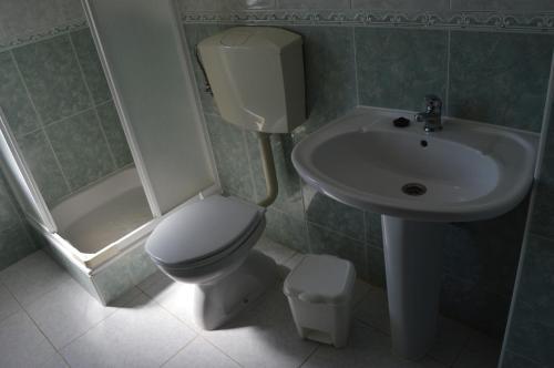 Hostal Alojamentos Dos Mangues