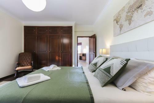 Sintra Villa With Pool By Homing
