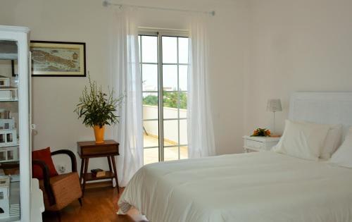 Hostal Tavira Terrace
