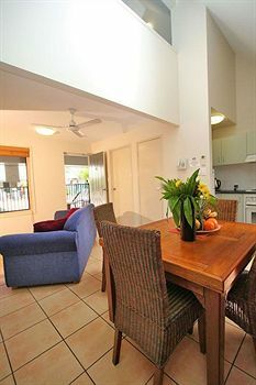 Hotel Byron Central Apartments