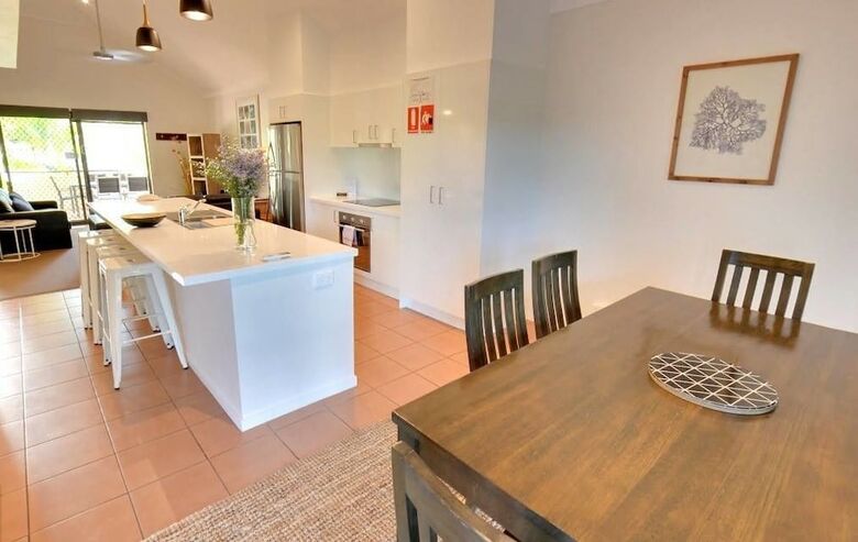 Hotel Outrigger Bay Apartments