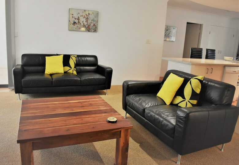 Hotel Outrigger Bay Apartments