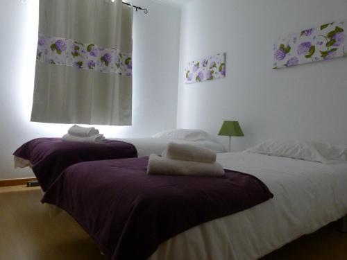 Watching Azores Apartments (r)