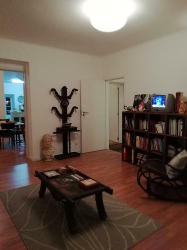 Marina Lounge Home