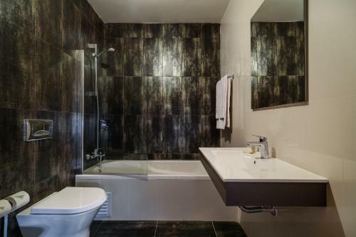 Hostal Vilarosa Guesthouse