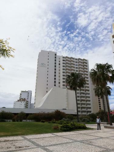 Concorde Sea View Apartment