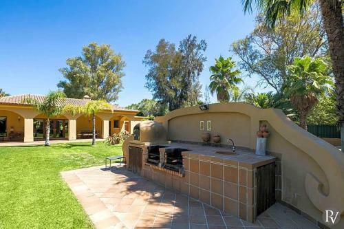 Alvor Villa Sleeps 12 Pool Air Con Wifi