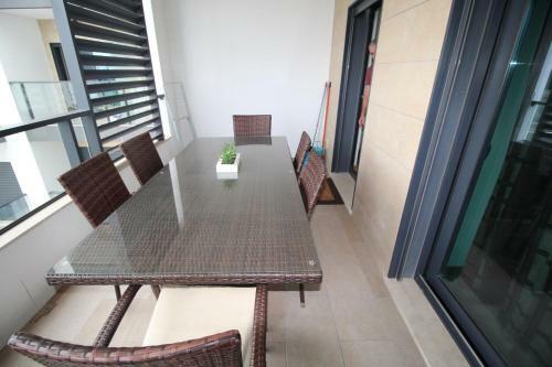 Apartamento T1 Rocha Prime / 1� Linha