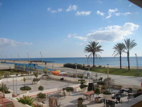 Cozy Apartment In Quarteira