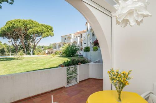 Apartamento Akisol Quarteira Brass