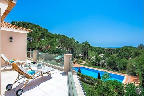 Quinta Do Lago Villa Sleeps 10 Pool Air Con