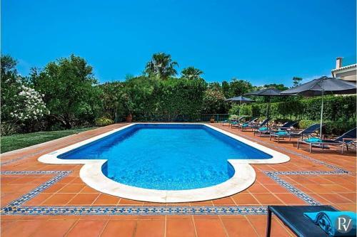 Quinta Do Lago Villa Sleeps 10 Pool Air Con