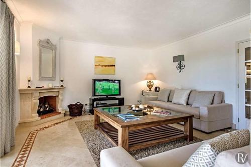 Quinta Do Lago Villa Sleeps 10 Pool Air Con