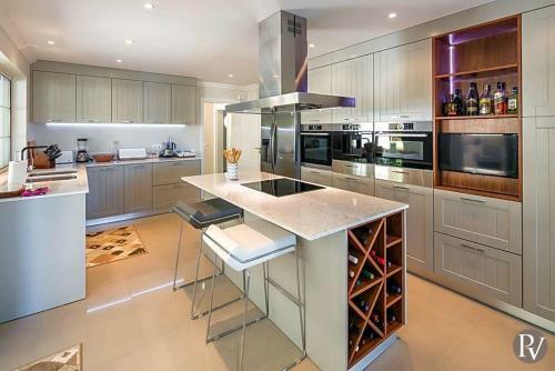 Quinta Do Lago Villa Sleeps 10 Pool Air Con Wifi