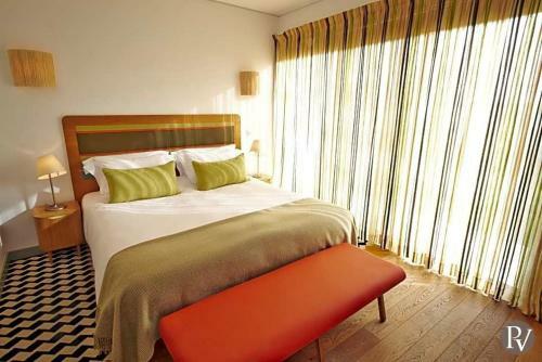 Sagres Villa Sleeps 6 Pool