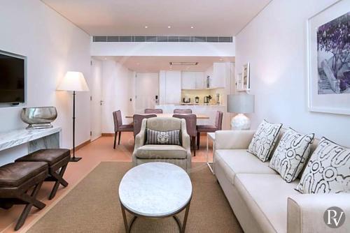 Olhos De Agua Villa Sleeps 5 Pool Air Con