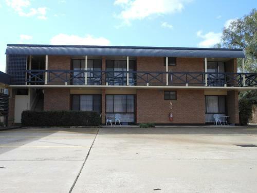 Hotel Parkway Motel