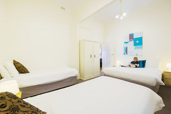 Hotel Seawall Apartments