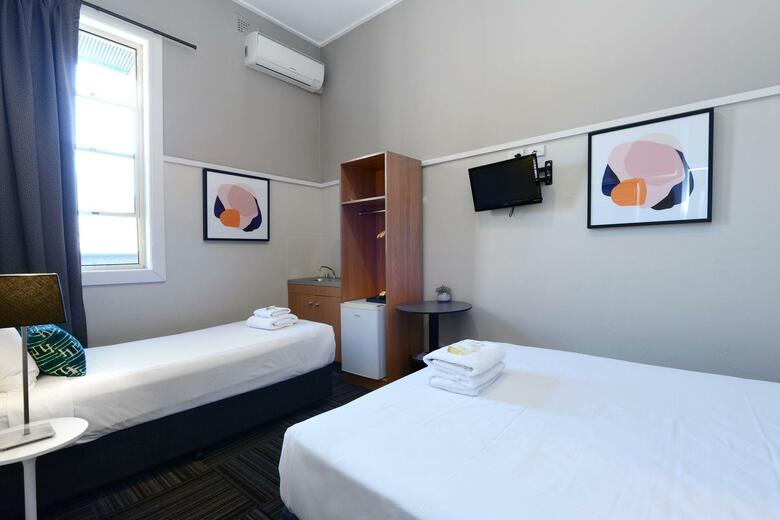 Hotel Macleay Lodge