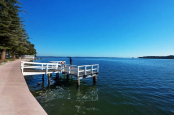 Hotel El Lago Waters Resort