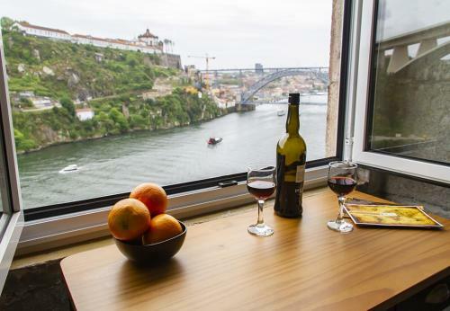 Hostal Royal Suites Riverview By Homing