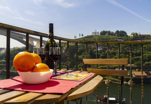 Hostal Royal Suites Riverview By Homing
