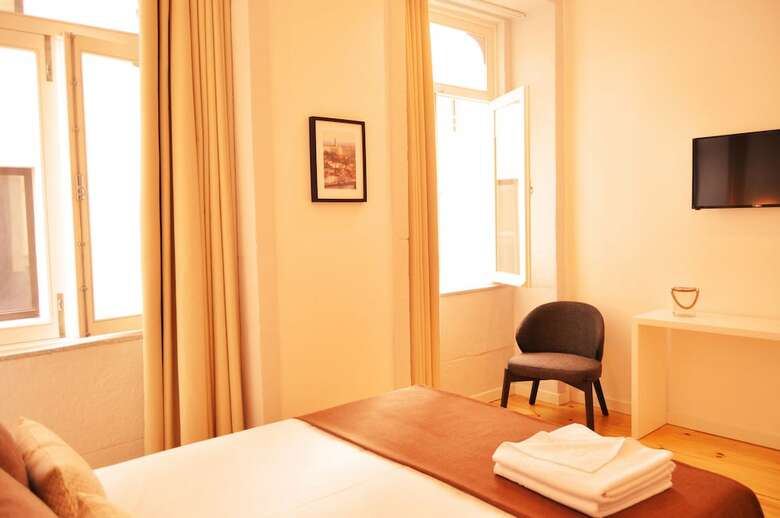 Hotel Mystay Porto Batalha
