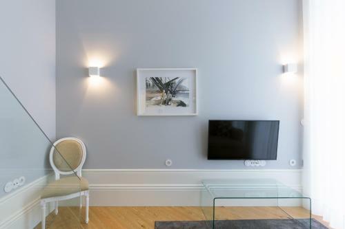 Hostal Villa Mouzinho Apartments & Suites