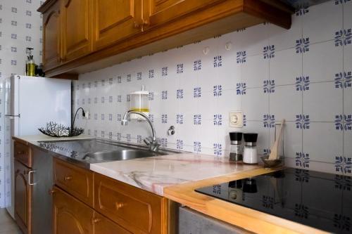 Cam�es Apartment 527