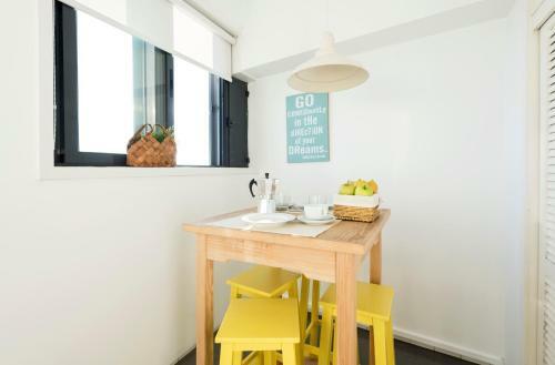 Lovelystay - Porto Beach Apartment