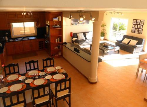Bela Vista Beach Villa