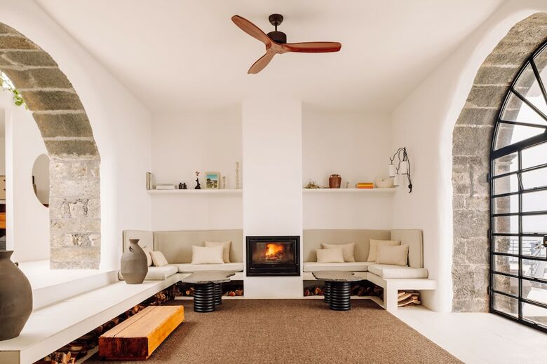 Hotel White Exclusive Suites & Villas