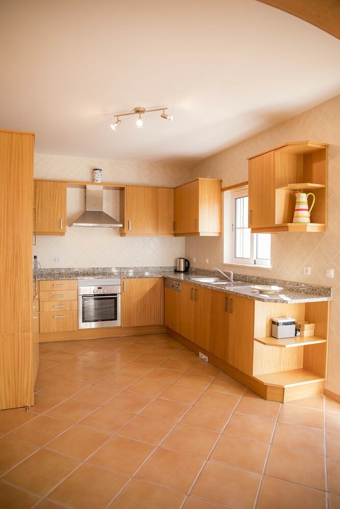 D03 - Luxury Gold Villa