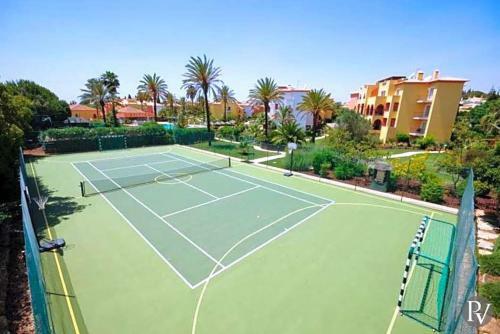 Lagos Apartment Sleeps 6 Pool