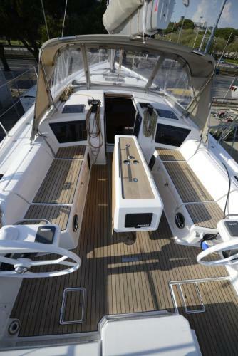A Yacht In The City