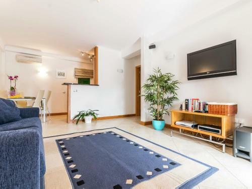 Casa Monte Cristo Apartments - Plum