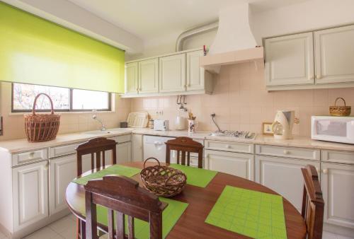 Apartamento Casa Belavista - Ba�a