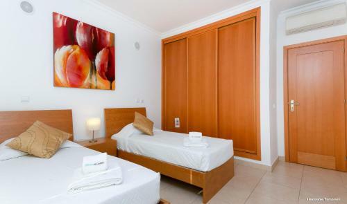 B09 - Downtown Spa Apartment