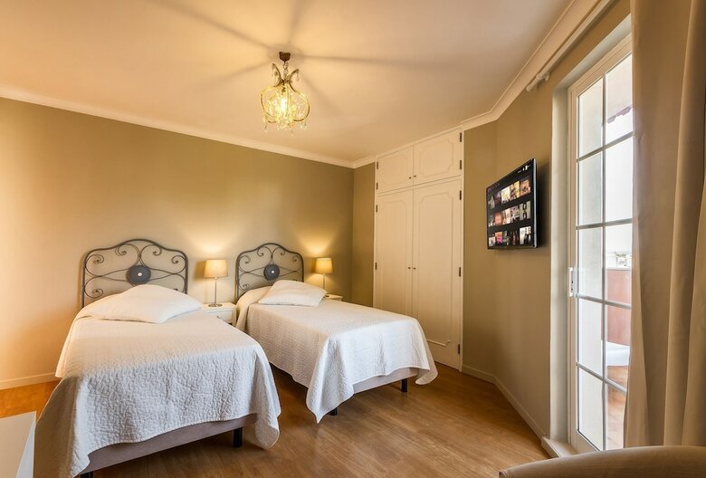 Hostal Lagos Suite