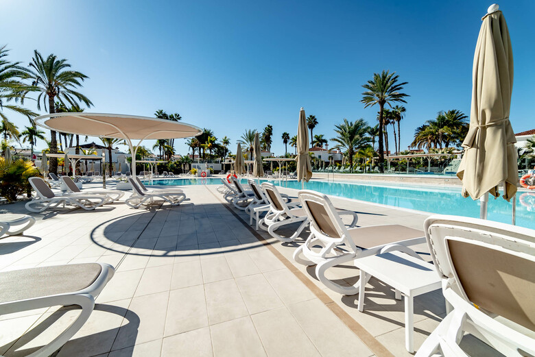 Apartamentos Livvo Dunagolf Suites