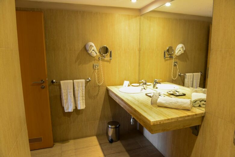 Aparthotel Morasol Suites