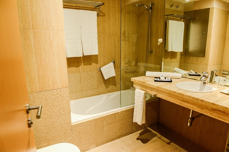Aparthotel Morasol Suites