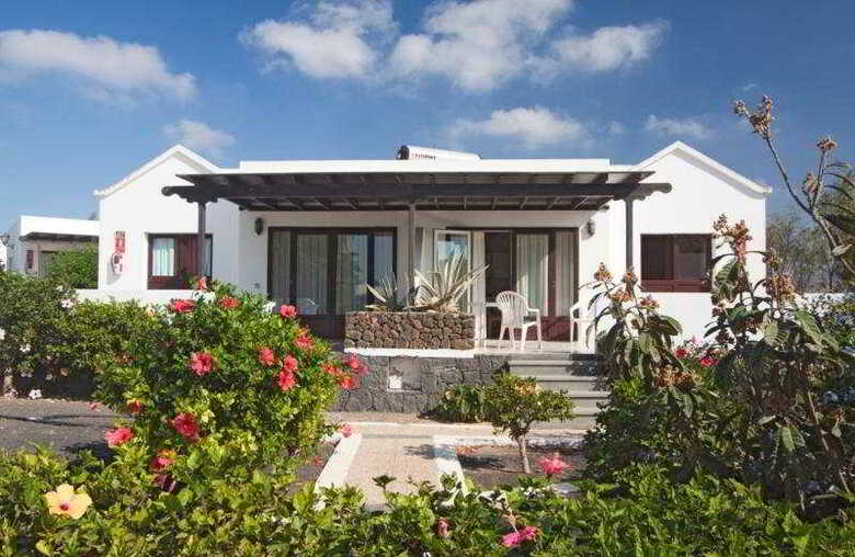 Apartamentos Playa Limones