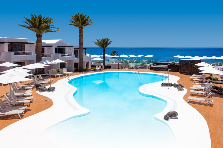 R2 Bah�a Kontiki Beach Apartments