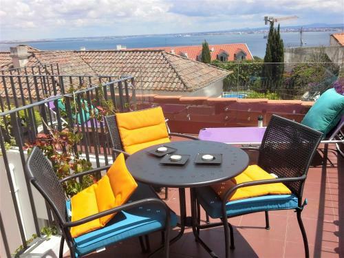 Apartments Uppe Villa