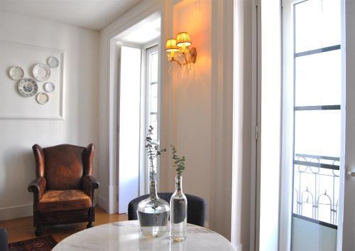 Ama Apartments