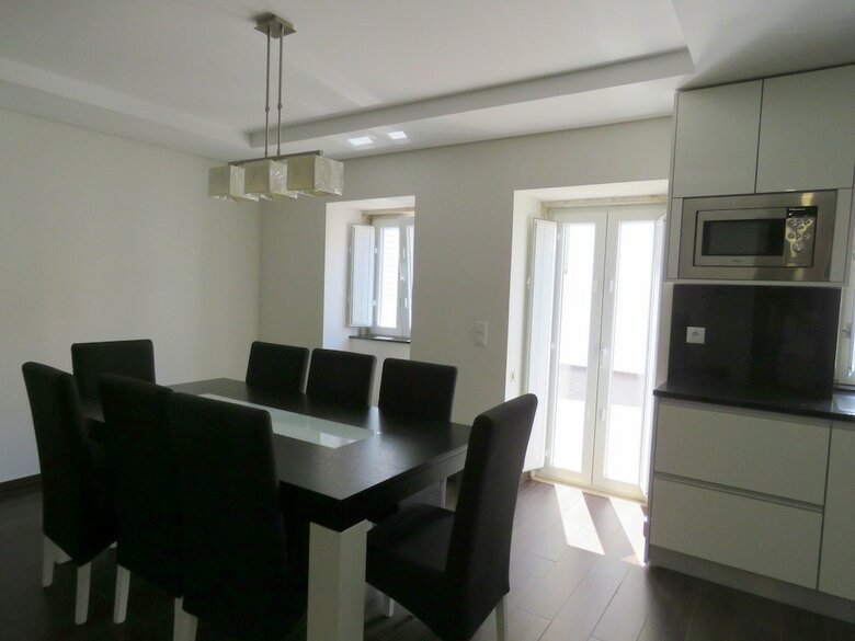 Hostal Downtown Boutique Studio E Suites