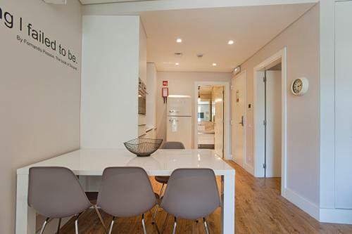 Chiado Square Apartments | Lisbon Best Apartments