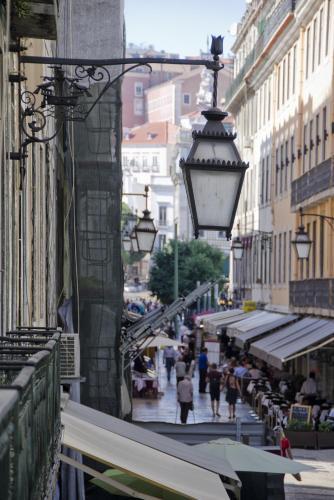Hostal Feel Lisbon B&B